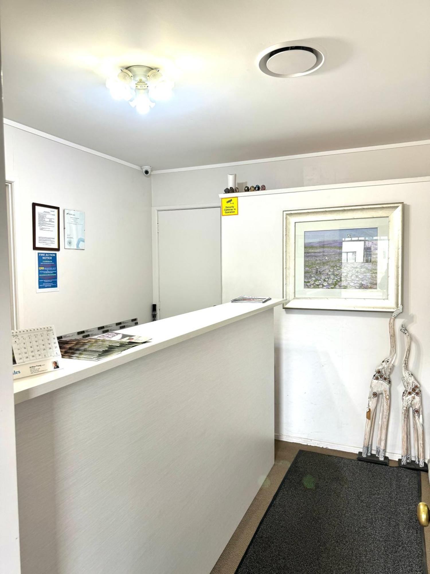 Papakura Pioneer Motor Lodge & Motel Exterior foto